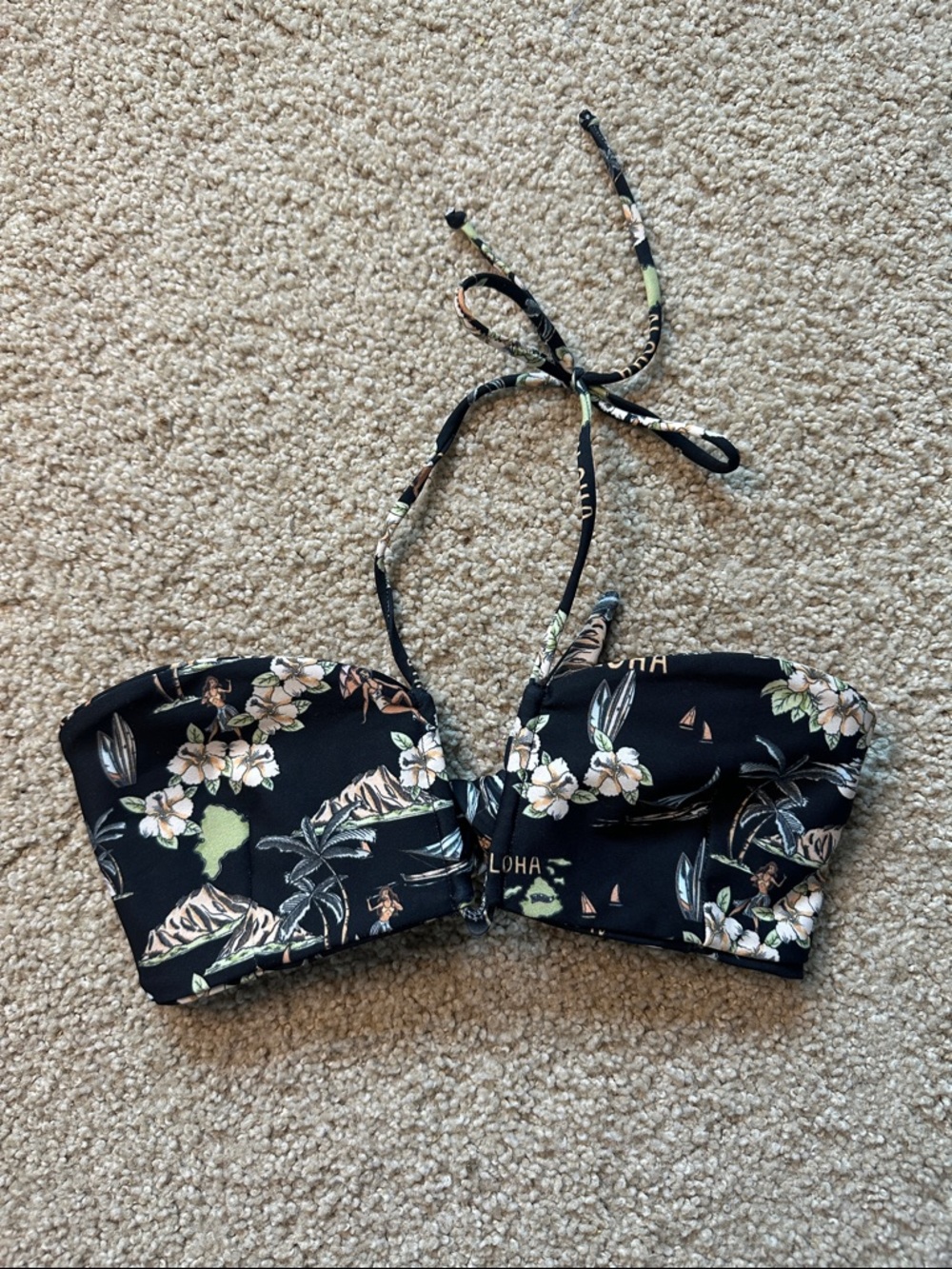 Skatie Bikini Top
